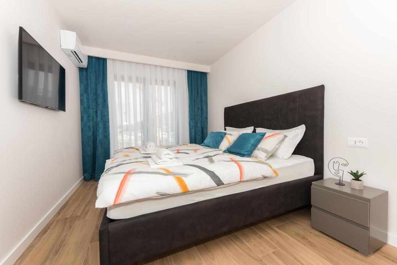 Luxury Adria Sea & City View Apartment Makarská Exteriér fotografie