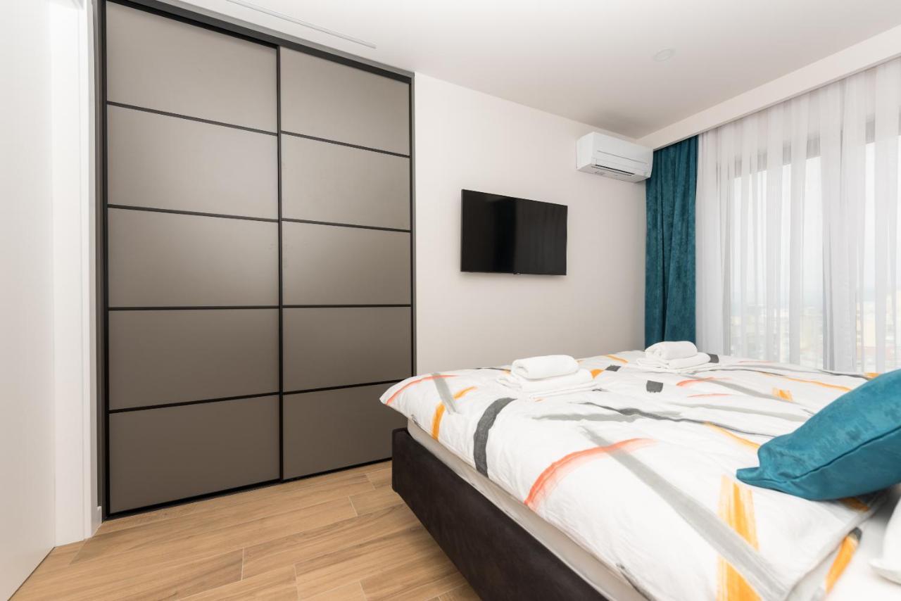 Luxury Adria Sea & City View Apartment Makarská Exteriér fotografie