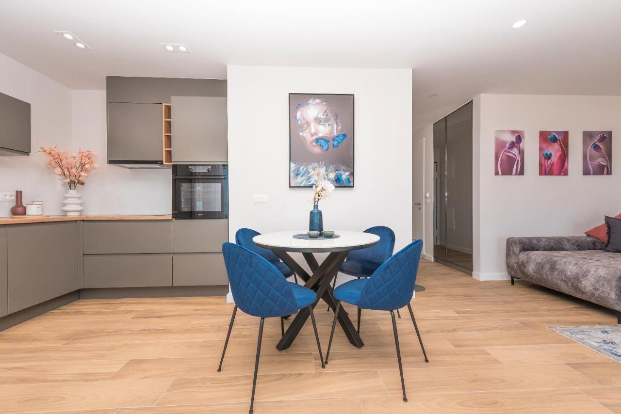 Luxury Adria Sea & City View Apartment Makarská Exteriér fotografie